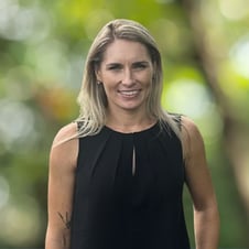 Laura Thompson